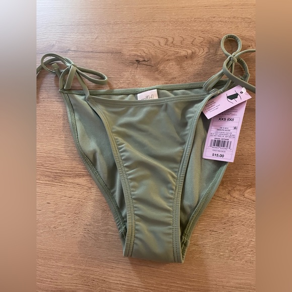 Adjustable medium seat coverage green bikini bottoms - Picture 1 of 1